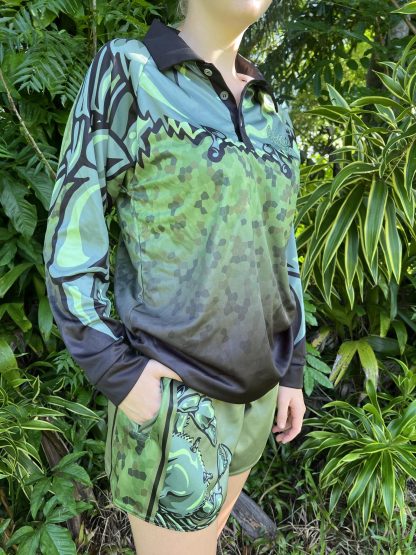 "Gulf Mud Crabbers" Fishing Shirt (Green) - Image 9